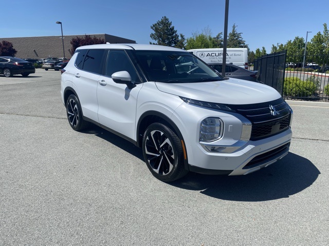 Vehicle image 3 of 30