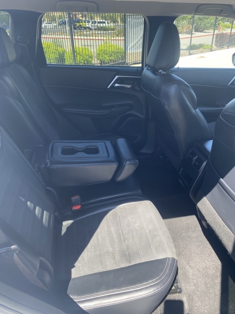 Vehicle image 18 of 30
