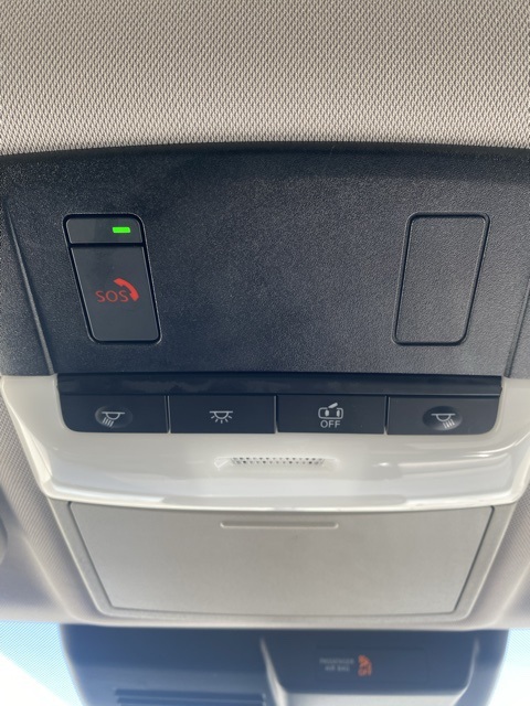 Vehicle image 26 of 30