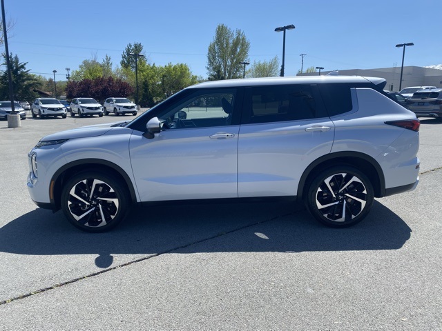 Vehicle image 8 of 30