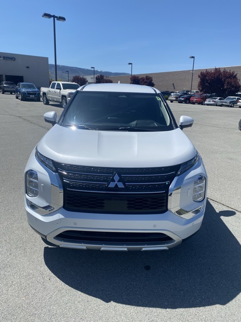 Vehicle image 2 of 30
