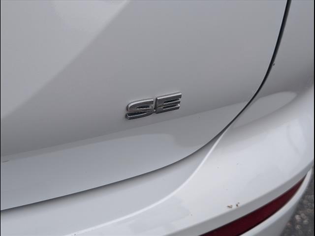 Vehicle image 26 of 35