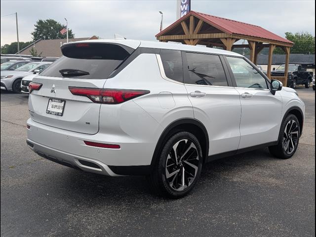 Vehicle image 6 of 35