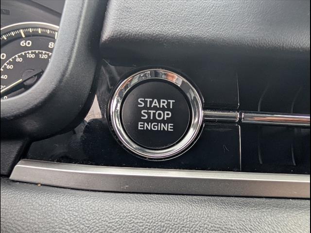 Vehicle image 18 of 35