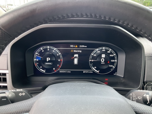 Vehicle image 17 of 26