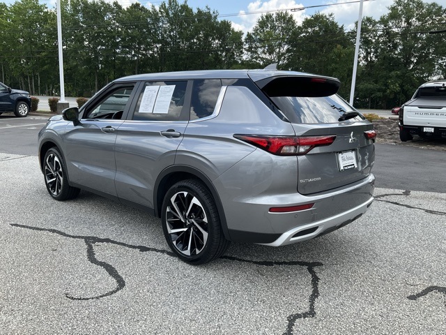Vehicle image 6 of 26