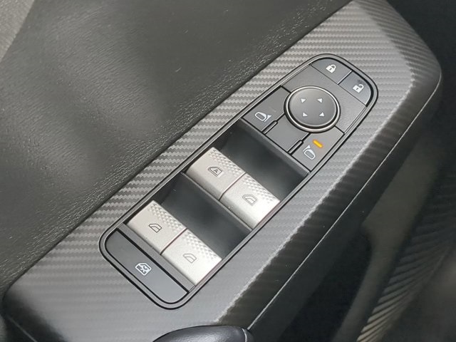Vehicle image 22 of 27