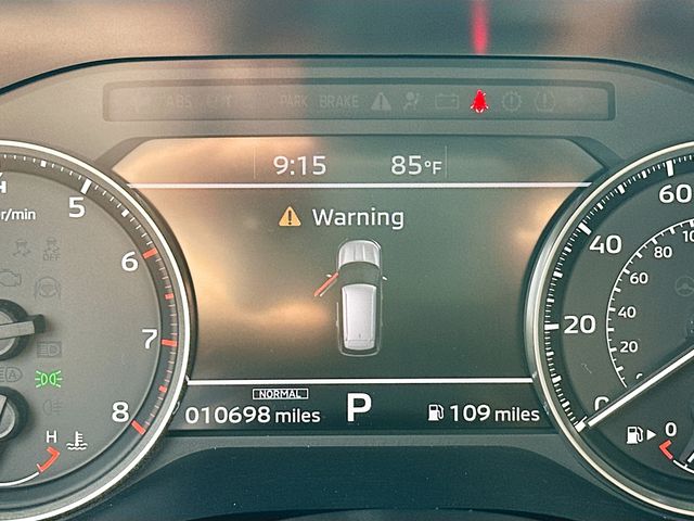 Vehicle image 20 of 34