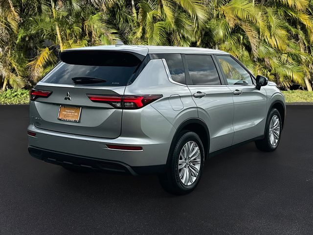 Vehicle image 4 of 34