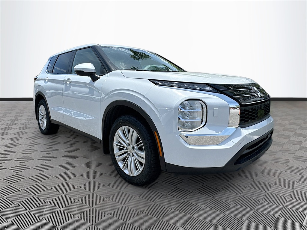 Vehicle image 2 of 31