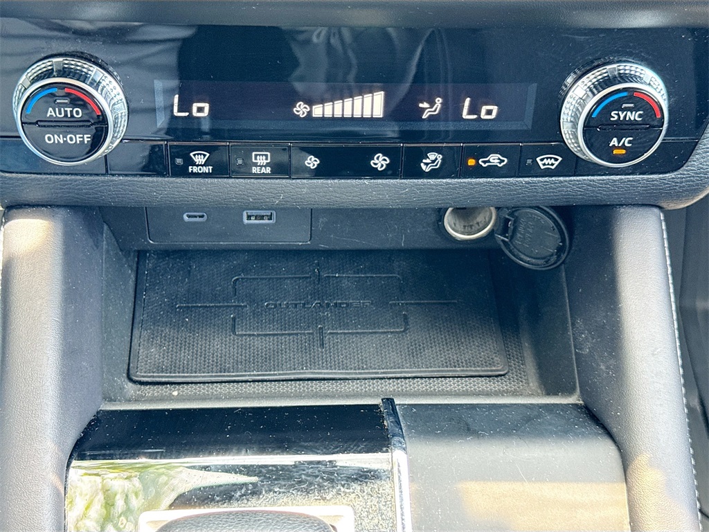 Vehicle image 11 of 31