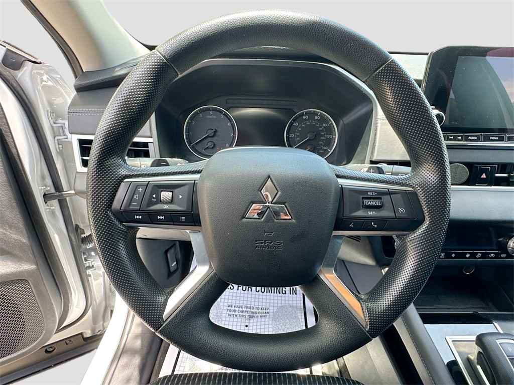 Vehicle image 28 of 31