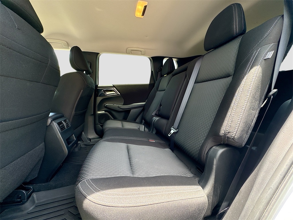 Vehicle image 12 of 31