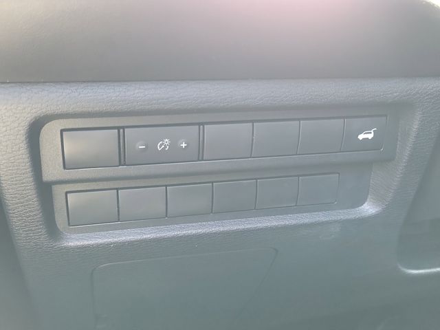 Vehicle image 32 of 32