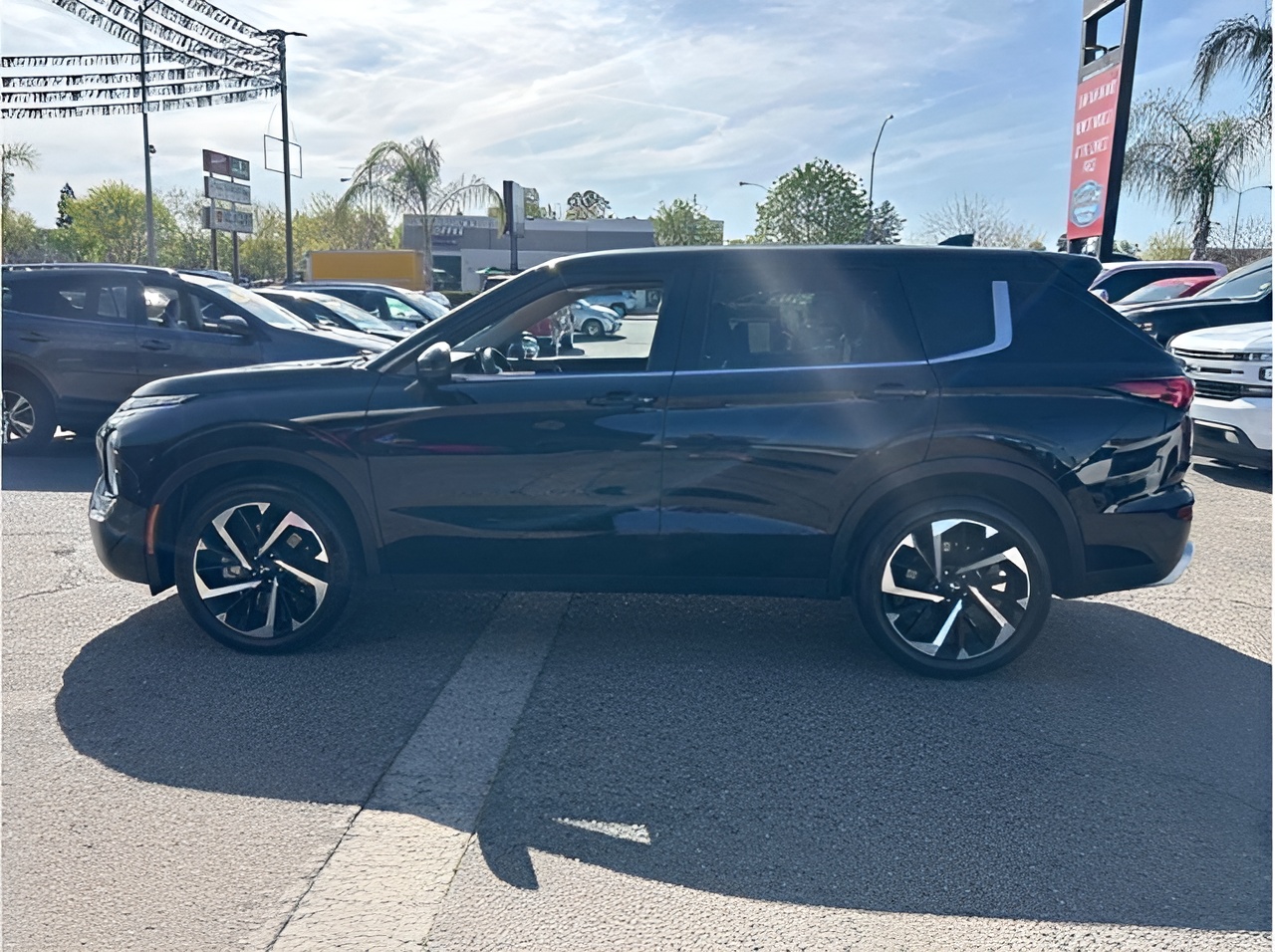 Vehicle image 33 of 33