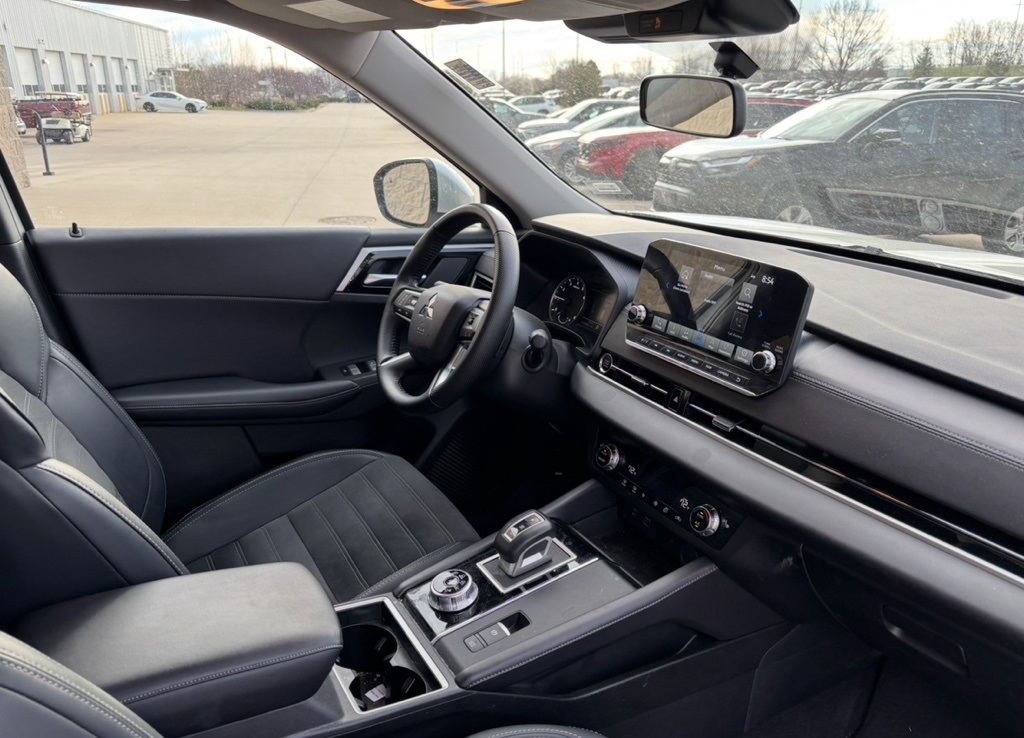 Vehicle image 15 of 29