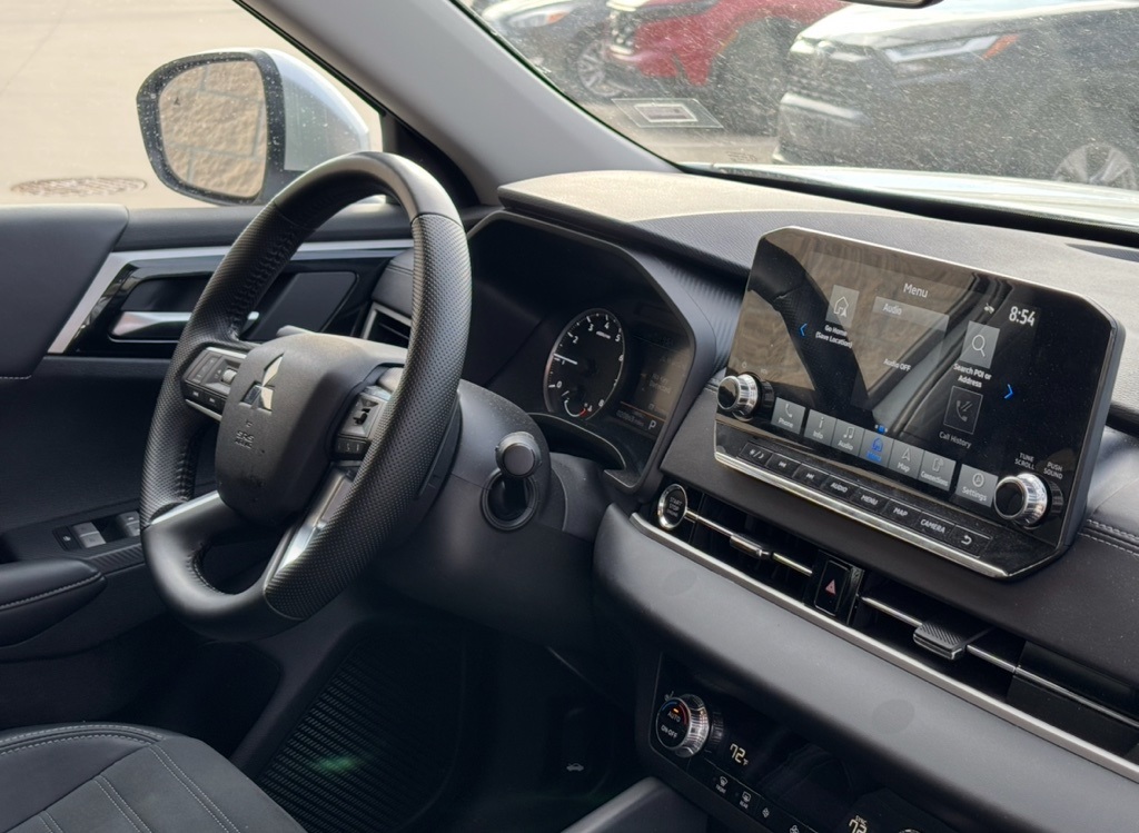 Vehicle image 20 of 29