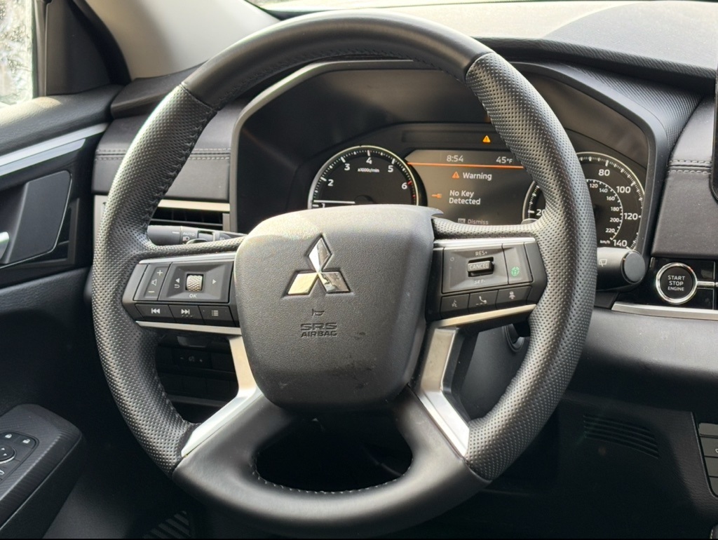 Vehicle image 9 of 29