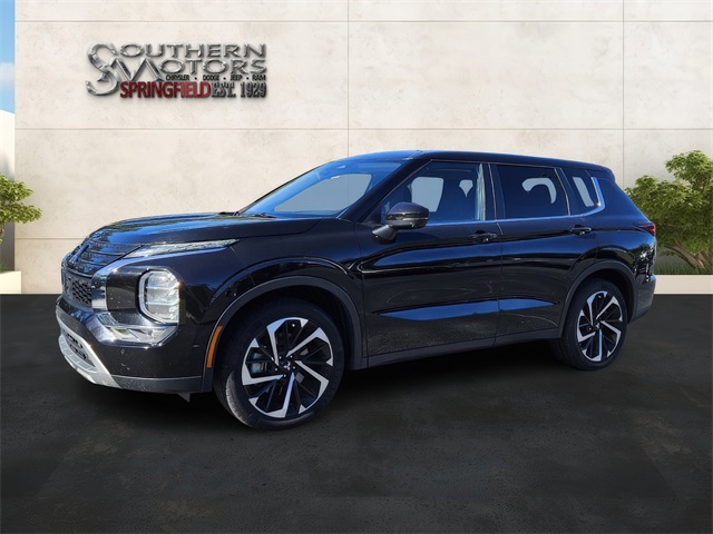 2024 Mitsubishi Outlander SE Image 1 of 26