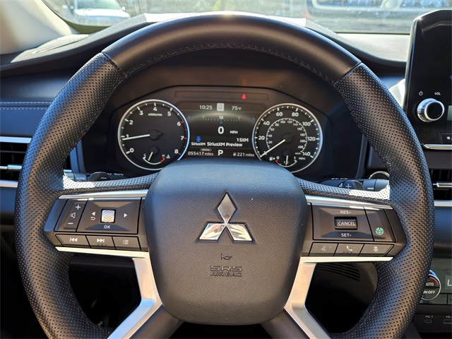 2024 Mitsubishi Outlander SE Image 17 of 26