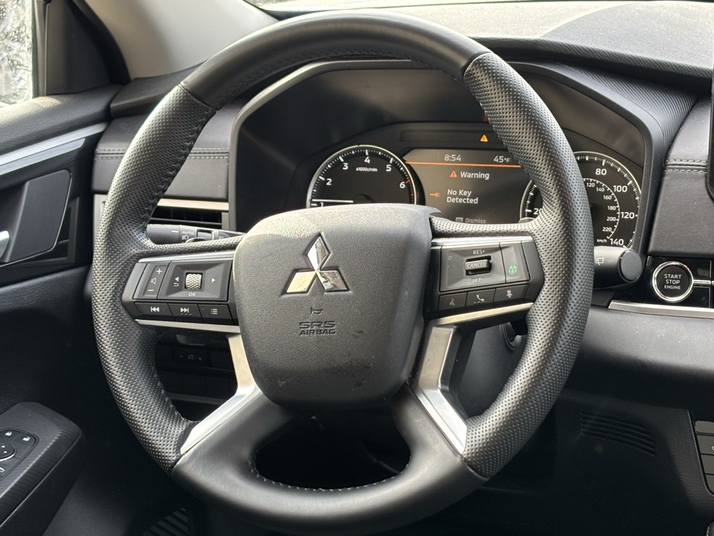 Vehicle image 9 of 29