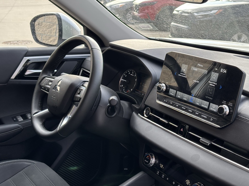 Vehicle image 20 of 29