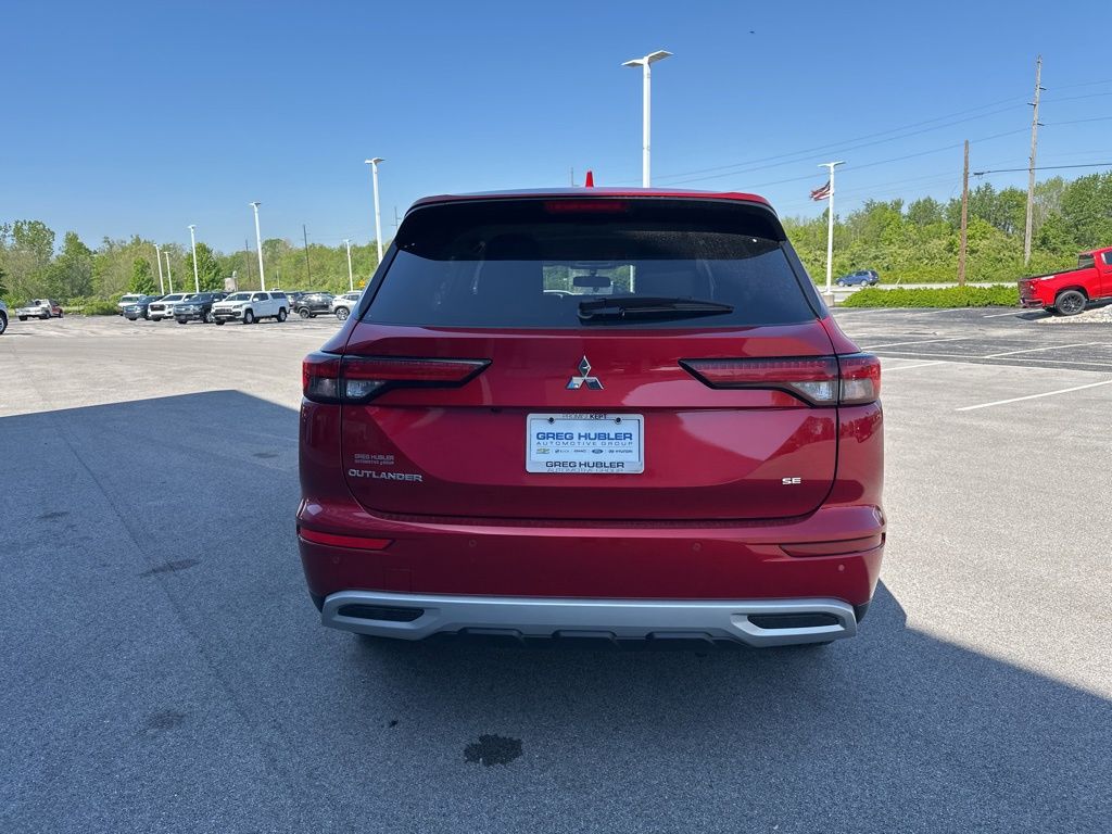 Vehicle image 6 of 17