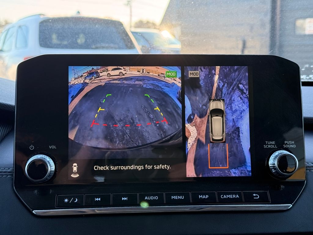 2024 Mitsubishi Outlander SE Image 25 of 38