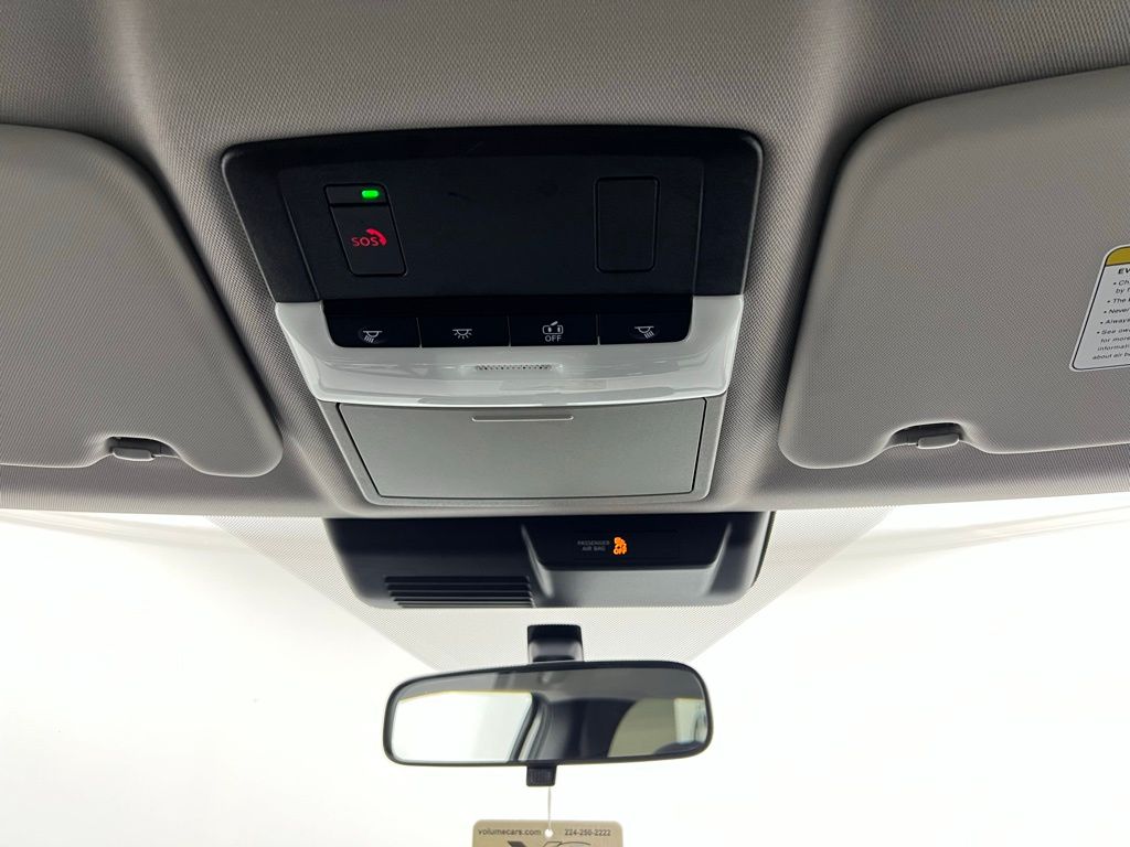 Vehicle image 12 of 45
