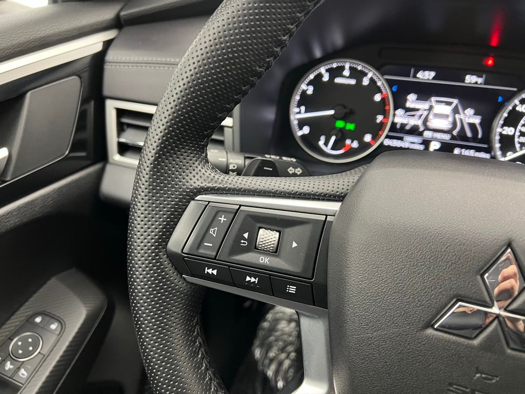 Vehicle image 15 of 45