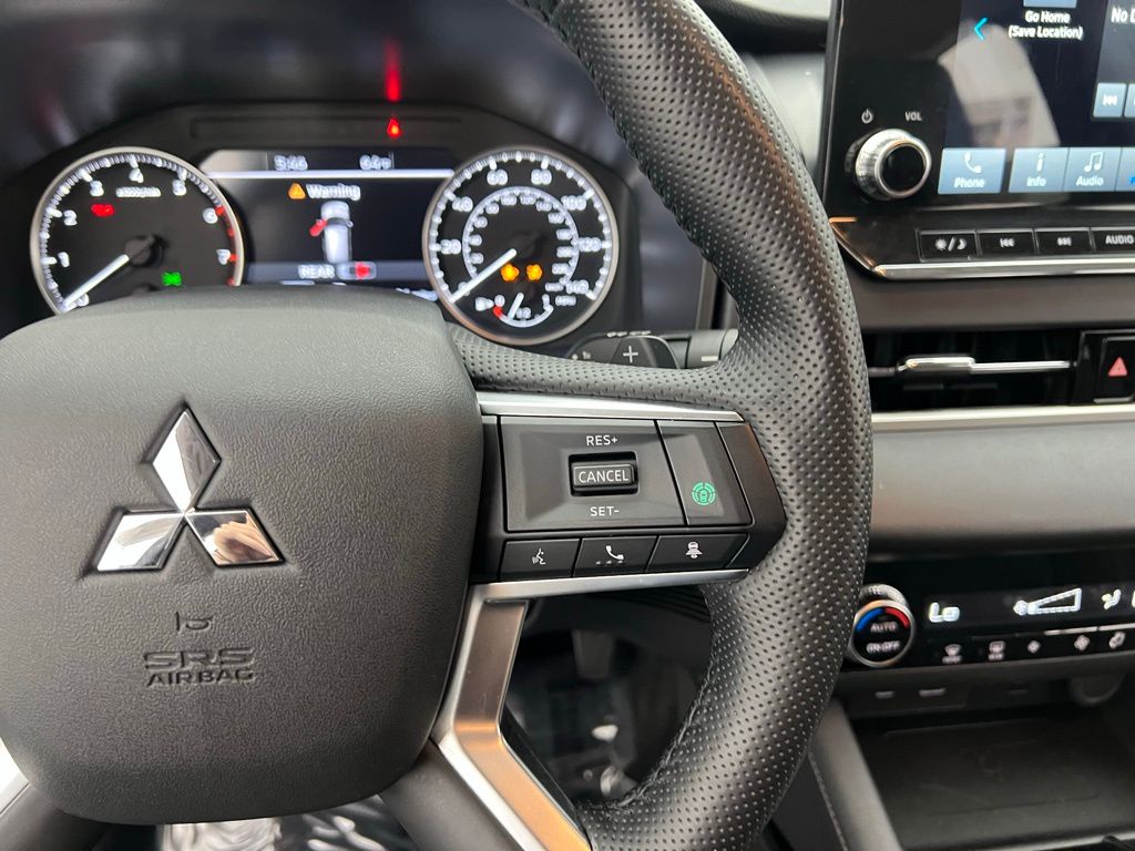 Vehicle image 14 of 38