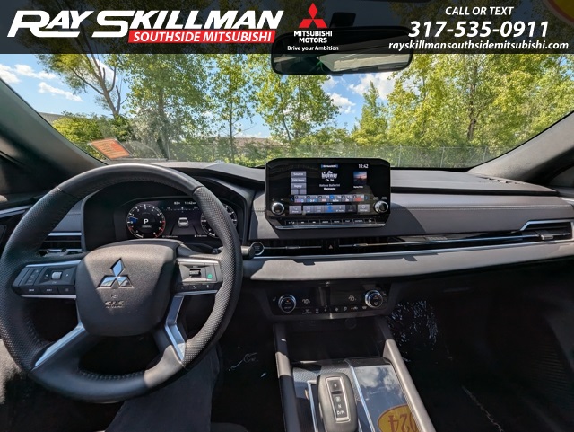Vehicle image 12 of 31