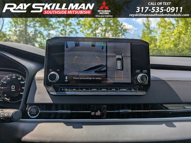 Vehicle image 21 of 31