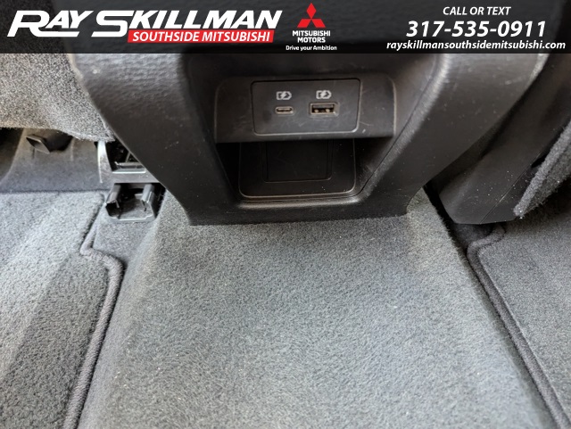 Vehicle image 16 of 31