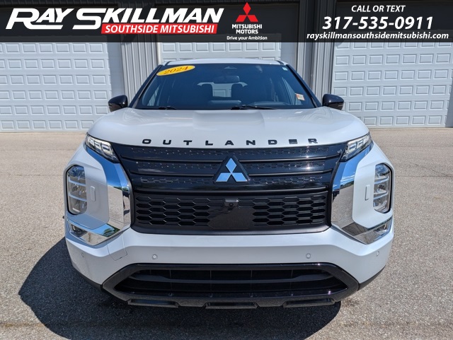 Vehicle image 2 of 31