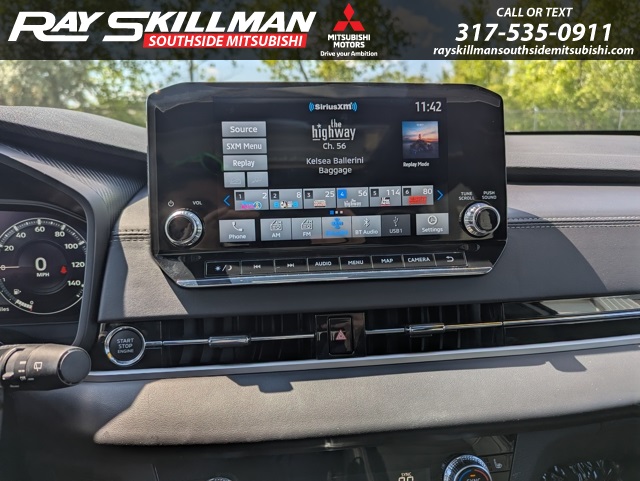 Vehicle image 18 of 31