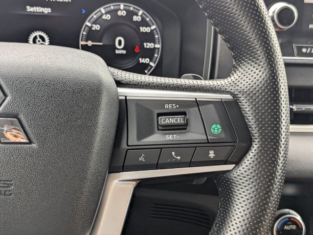 2024 Mitsubishi Outlander SE Ralliart Image 26 of 39