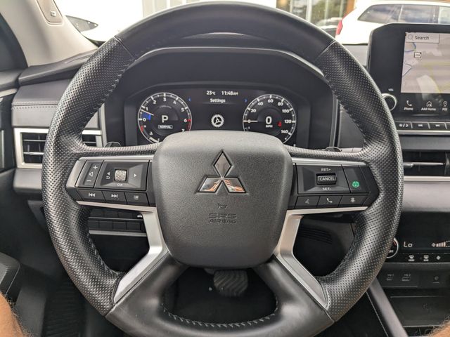 2024 Mitsubishi Outlander SE Ralliart Image 18 of 39