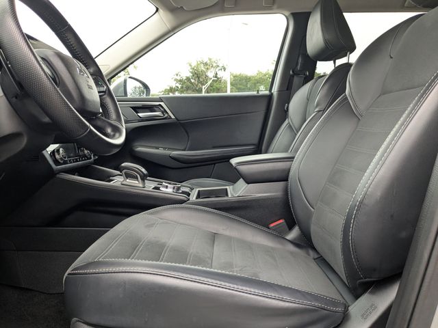 2024 Mitsubishi Outlander SE Ralliart Image 13 of 39