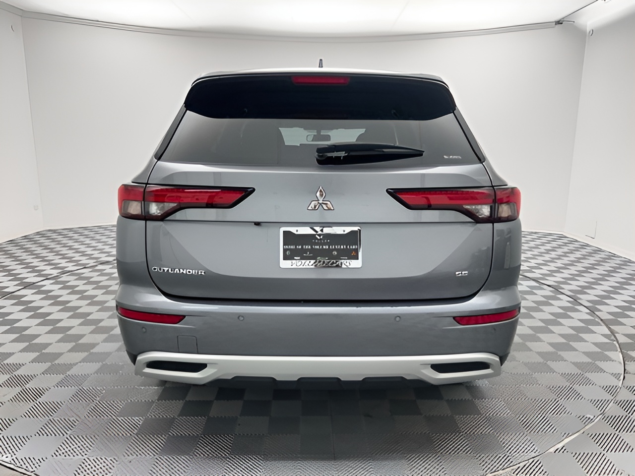 Vehicle image 42 of 43