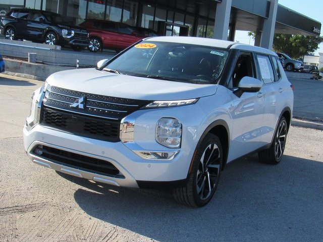 Vehicle image 2 of 45