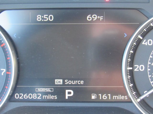 Vehicle image 14 of 45