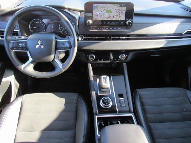 Vehicle image 20 of 45