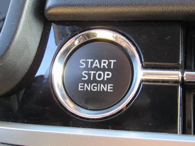 Vehicle image 26 of 45
