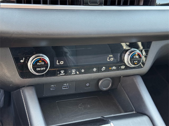 Vehicle image 25 of 25