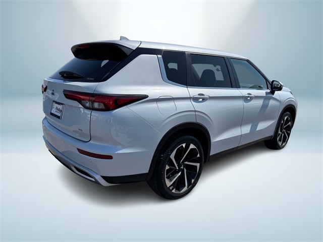 Vehicle image 3 of 25