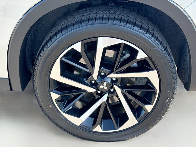 Vehicle image 47 of 48