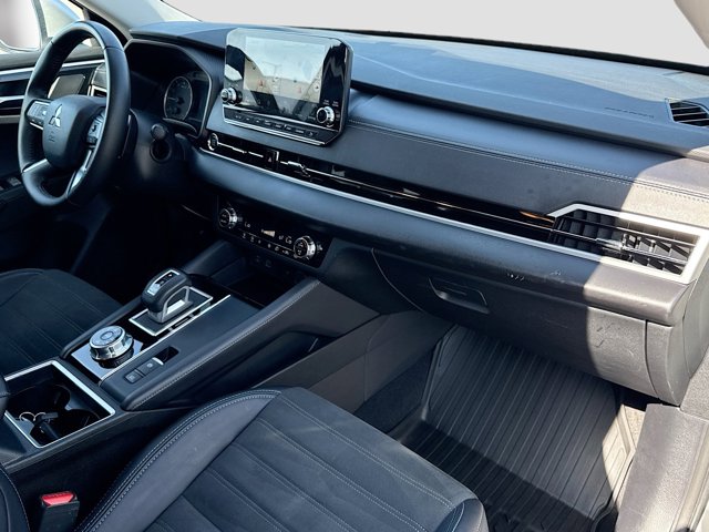 Vehicle image 45 of 48