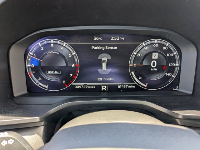Vehicle image 25 of 27