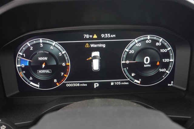 Vehicle image 26 of 37